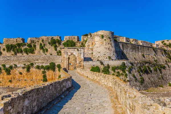 Venezianische Festung Burg Methoni Die Jahrtausendealten Schutzmauern Waren Mit Büschen — Stockfoto