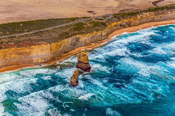 Wunderschöne Türkisfarbene Brandung Des Ozeans Hubschrauberflug Australien Die Zwölf Apostel — Stockfoto