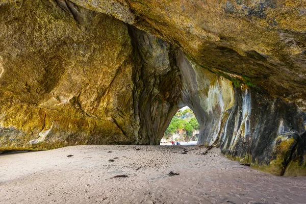 Impresionante Puesta Sol Playa Cueva Catedral Costa Isla Del Norte —  Fotos de Stock