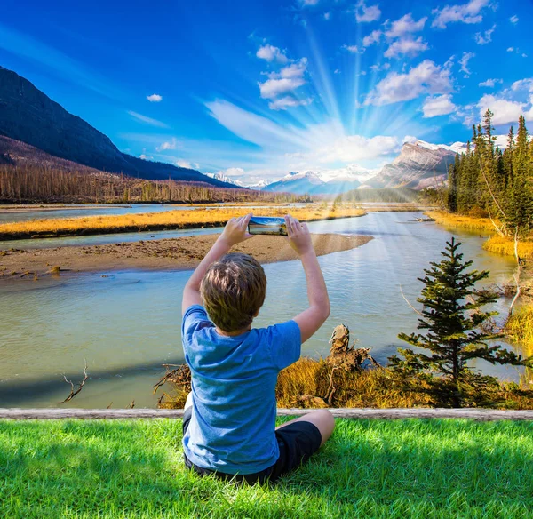 Boy Shirt Photographs Autumn Mobile Phone Abraham Lake Rocky Mountains — Stock Photo, Image