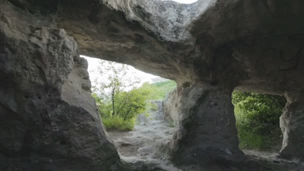 Cave city Eski-Kermen medieval fortress town in peninsula of Crimea. — Stock Video