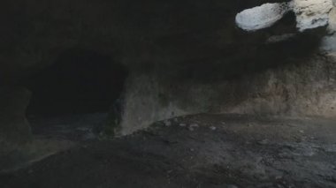 Şehir Eski Kermen Ortaçağ Kalesi şehirde Kırım Yarımadası mağara.