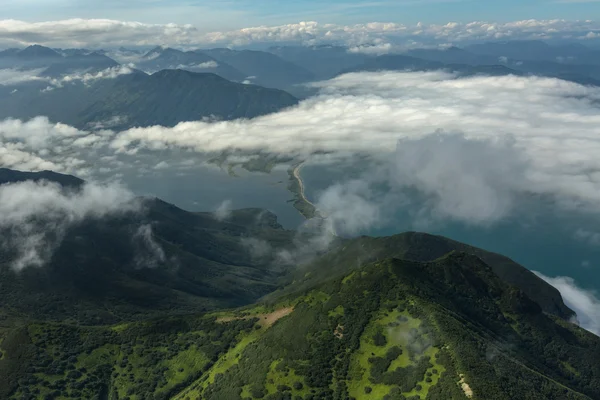 Bahía de Avacha en el Océano Pacífico en la costa sureste de la península de Kamchatka . —  Fotos de Stock