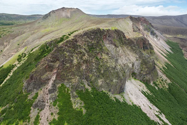 Volcán Caldera Ksudach. Parque Natural de Kamchatka del Sur . —  Fotos de Stock