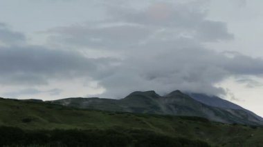 Volkan Vilyuchinsky etrafında bulutlar hareketi.