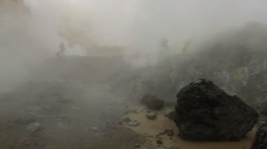 En aktif yanardağ Mutnovsky stok görüntüleri video üstünde