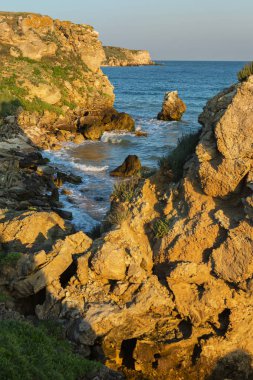 Generaller beach şafakta. Karalar bölgesel peyzaj park Kırım '.