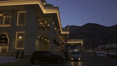 Gorki Gorod Krasnaya Polyana stok görüntüleri timelapse video Sochi Resort and Casino kumar bölgesinde
