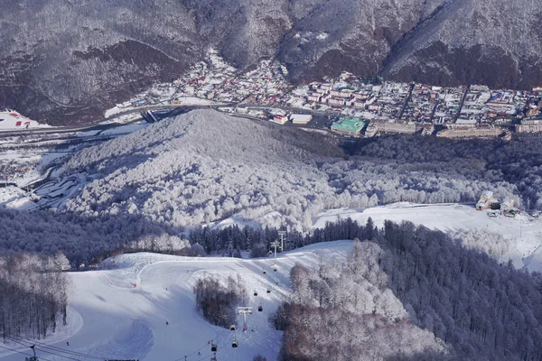 Gorki Gorod - mevsim tatil beldesi ve oyun bölge 540 metre deniz seviyesinden — Stok fotoğraf