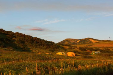 Brookvalley Spokoyny caldera yanardağ Gorely dış Kuzey-Doğu yamacın dibinde kamp.