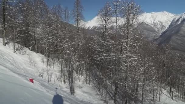 Északi lejtőn Aibga Ridge Western Kaukázus: Gorkij Gorod stock footage videóinak ski resort — Stock videók