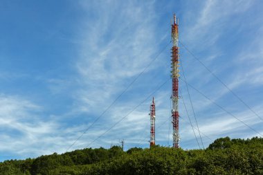 Petropavlovsk Kamchatsky Mishennaya tepelerde üzerinde Hücresel kuleleri