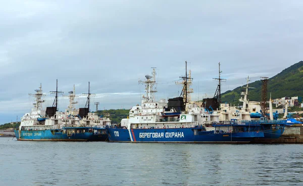 Πλοία περιπολίας συνόρων του Λιμενικού Σώματος για την ακτή της Καμτσάτκα. — Φωτογραφία Αρχείου