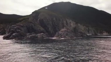 Deniz feneri Pasifik Okyanusu stok görüntüleri video Avacha Körfezi'nin güneybatı bölümünde Russkaya Bay