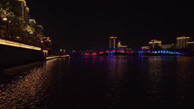 Sanya nehir stok görüntüleri video arasında yeni yaya köprüsü gökkuşağı gece aydınlatma