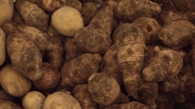 Taze patates yumrular süpermarket stok görüntüleri video sattı