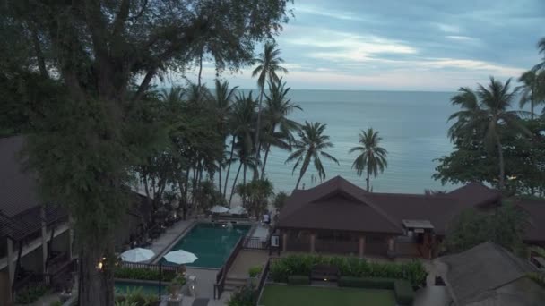 Bölge akşam otelin Impiana Resort Chaweng Noi stok görüntüleri video — Stok video