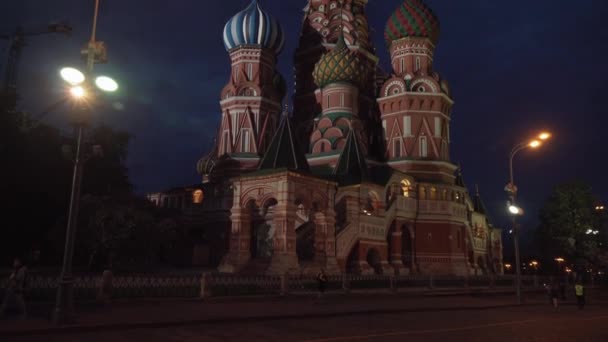 Собор Святої крещальня очима від Червоної площі в ніч Відеоматеріал відео — стокове відео
