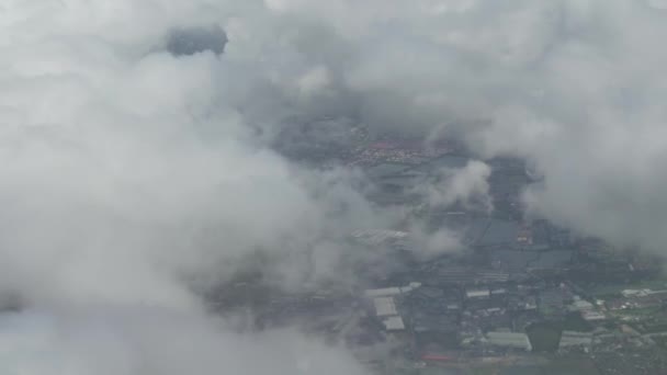 Moscow Region stok görüntüleri video bulutlu bir alanda üzerinde açılış ne zaman uçaktan görüntüleyin — Stok video