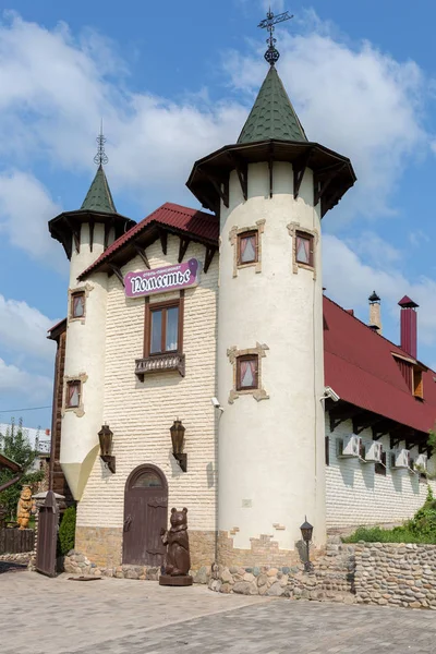 Hotel nástup Pomestye v Belokurikha v Altajském kraji — Stock fotografie