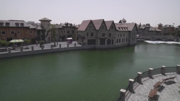Riverland в Дубаї парків і курортів Відеоматеріал відео — стокове відео
