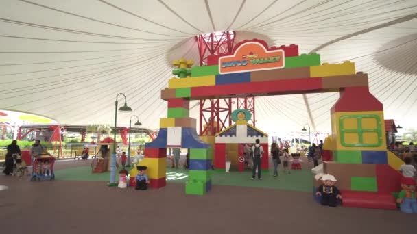 Amusement and entertainment in the territory Imagination of Legoland at Dubai Parks and Resorts stock footage video — Stock Video