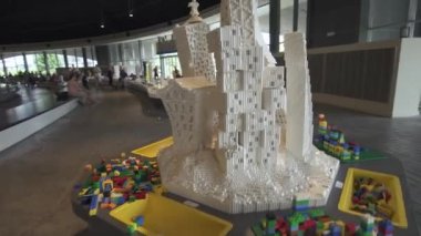 Sergiden Miniland Legoland Lego parçaları stok görüntüleri video Dubai parklar ve tatil köyleri, çocuklar için oyun tablo