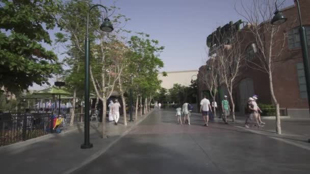 Territoire de l'amusement Columbia Pictures in Motiongate at Dubai Parks and Resorts stock footage video — Video