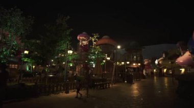 Bölge stok görüntüleri video Dubai parklar ve tatil köyleri, eğlence Motiongate Şirinler Köyü