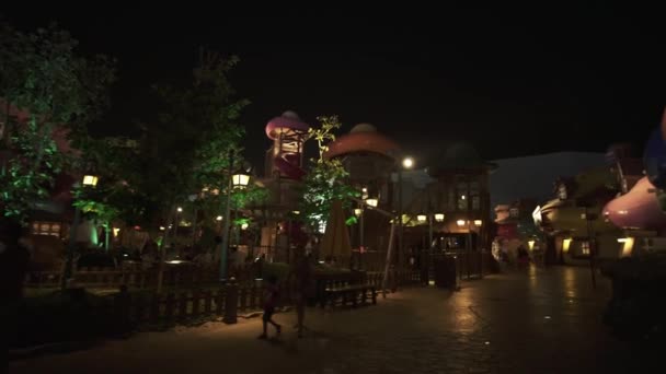 Terytorium rozrywki wioska Smerfów w Motiongate w Dubaju parków i ośrodków Stockowy wideo — Wideo stockowe