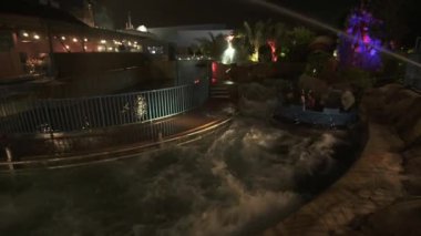 Tema park Motiongate stok görüntüleri video Dubai parklar ve tatil köyleri adlı su cazibe