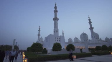 Büyük Sheik Zayed Camisi altı en büyük camilerinden dünya stok görüntüleri video içinde olduğunu