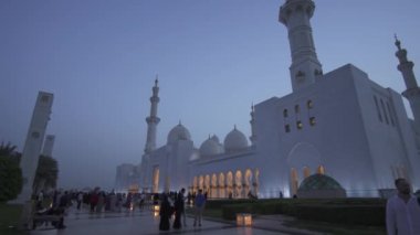 Büyük Sheik Zayed Camisi altı en büyük camilerinden dünya stok görüntüleri video içinde olduğunu