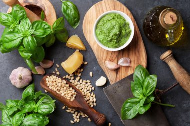 pesto sosu malzemeler