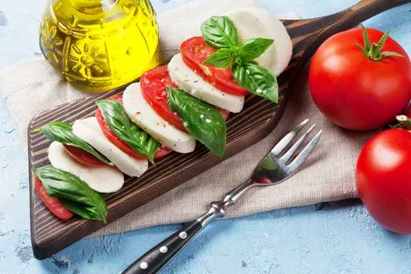 Taze caprese salatası — Stok fotoğraf