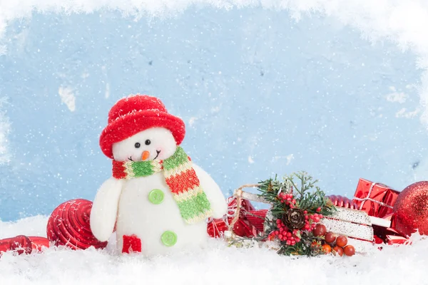 圣诞节的装饰和玩具雪人 — 图库照片