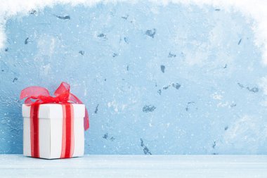 Noel hediyesi kutusu