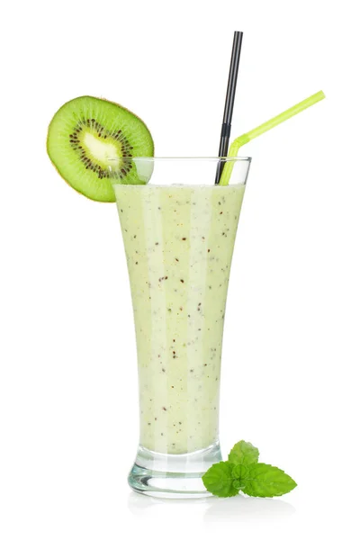 Smoothie de leite Kiwi com hortelã — Fotografia de Stock