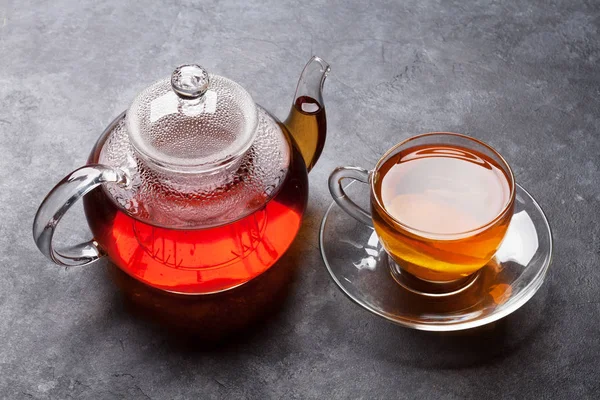 Tea cup with teapot — Stock Photo, Image