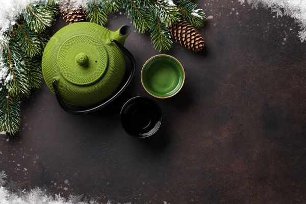 Tetera de Navidad y tazas de té —  Fotos de Stock