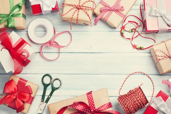 Fundo de Natal com caixas de presente — Fotografia de Stock