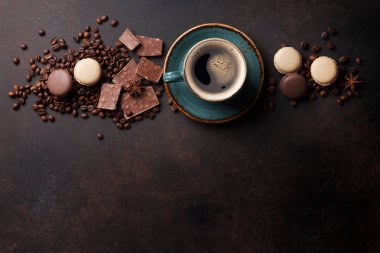 Kahve, çikolata ve macaroons