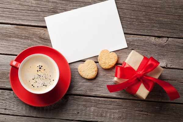 Coffee cup, cookies och present box — Stockfoto