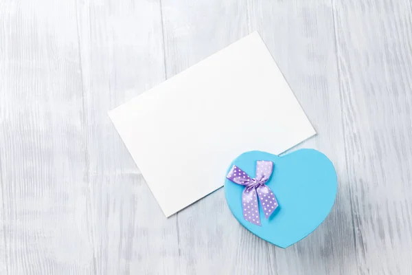 Carte de vœux et boîte cadeau — Photo