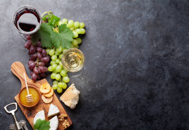 Şarap, üzüm, peynir ve bal