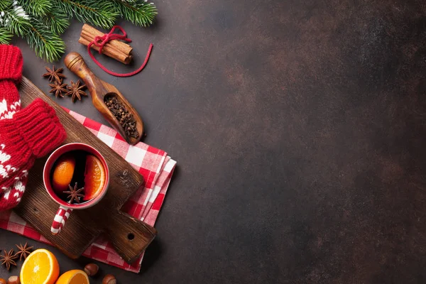 Glühwein en ingrediënten — Stockfoto