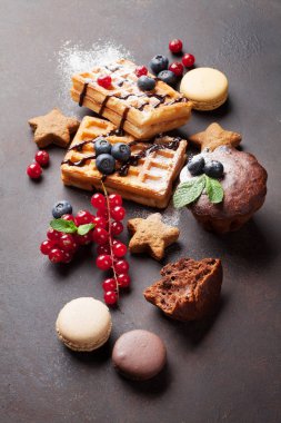 Waffle, şeker ve tatlılar