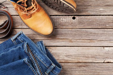 Erkek giysi ve aksesuarları