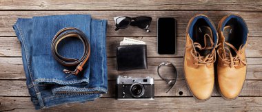 Erkek giysi ve aksesuarları