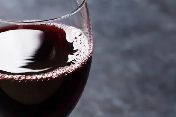Červené víno sklo — Stock fotografie